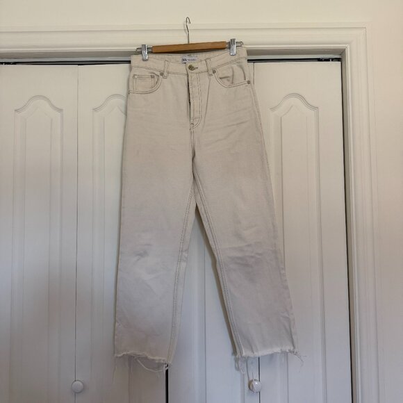 Zara Denim - ZARA High-Rise Straight-Leg Jeans – Off-White/Cream
